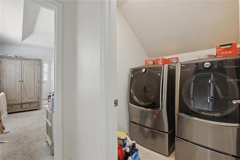 На продажу: $639,900 (5 спален, 3 ванн, 3325 Квадратных фут)