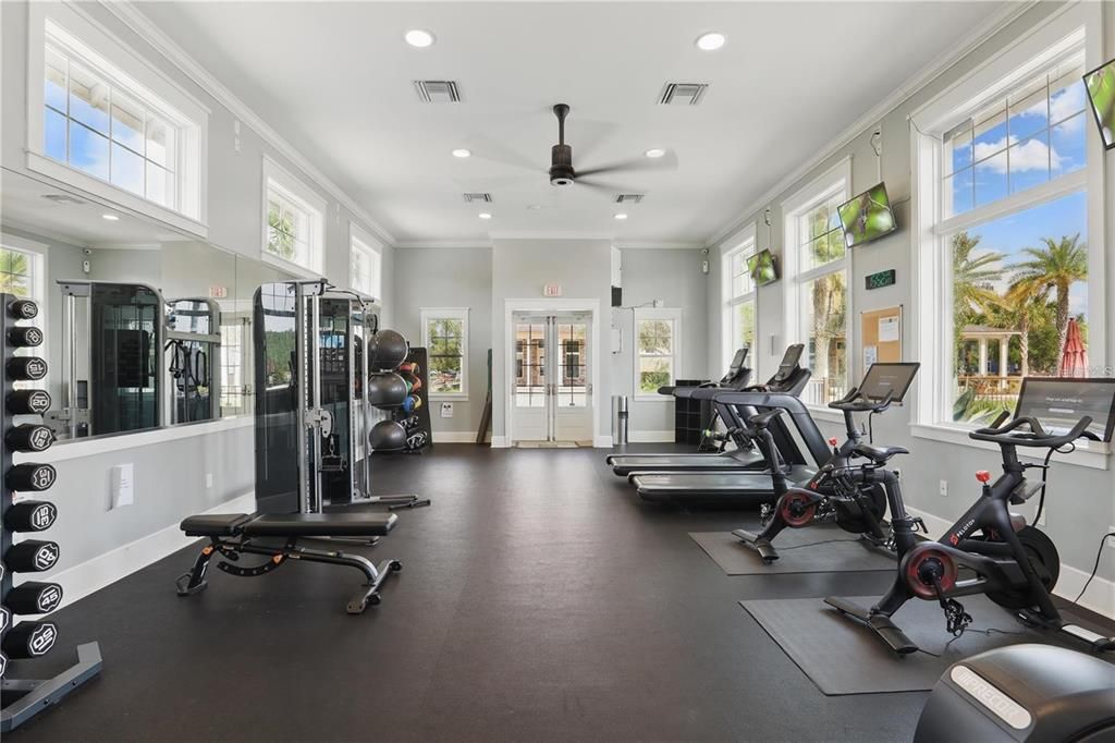 На продажу: $639,900 (5 спален, 3 ванн, 3325 Квадратных фут)