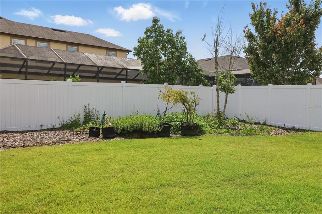 На продажу: $639,900 (5 спален, 3 ванн, 3325 Квадратных фут)