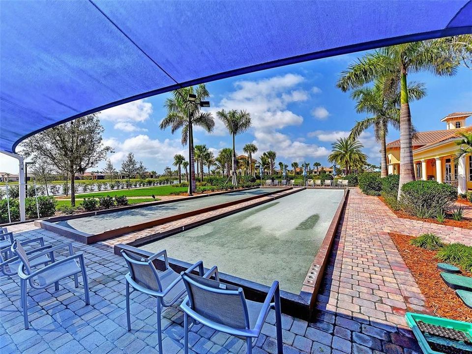 For Sale: $385,000 (2 beds, 2 baths, 1443 Square Feet)