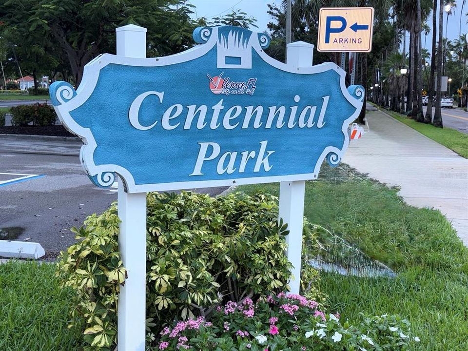 For Sale: $385,000 (2 beds, 2 baths, 1443 Square Feet)