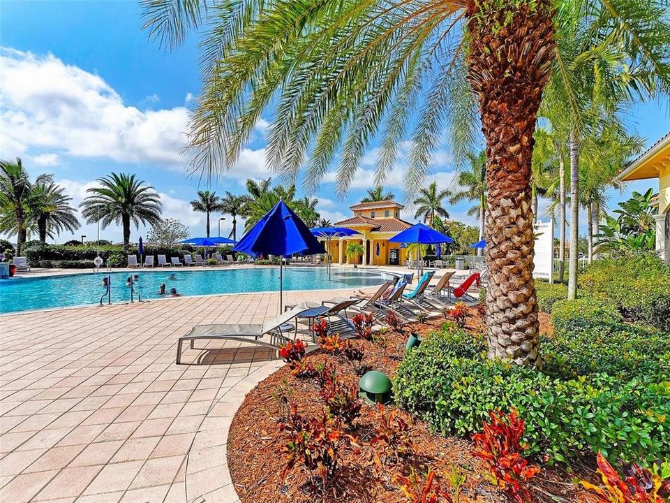 For Sale: $385,000 (2 beds, 2 baths, 1443 Square Feet)