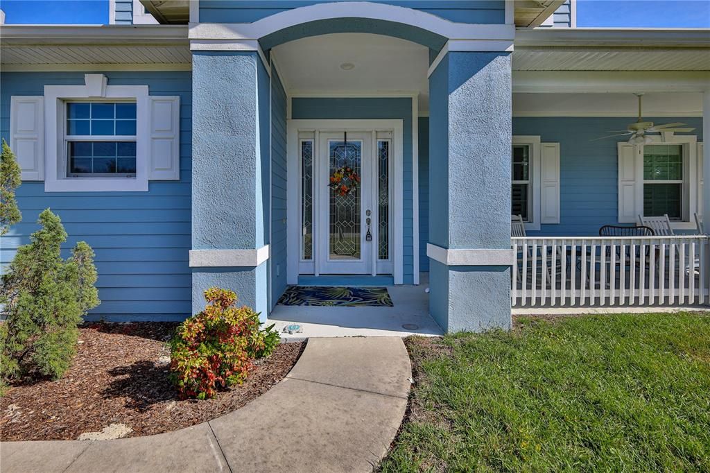 Под контрактом: $399,900 (3 спален, 2 ванн, 1994 Квадратных фут)