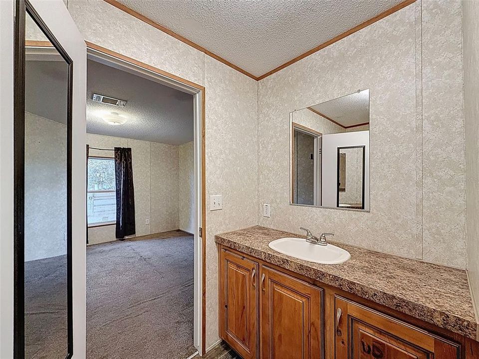 En Venta: $200,000 (3 camas, 2 baños, 936 Pies cuadrados)