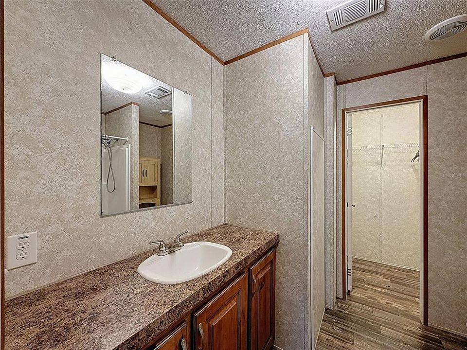 En Venta: $200,000 (3 camas, 2 baños, 936 Pies cuadrados)