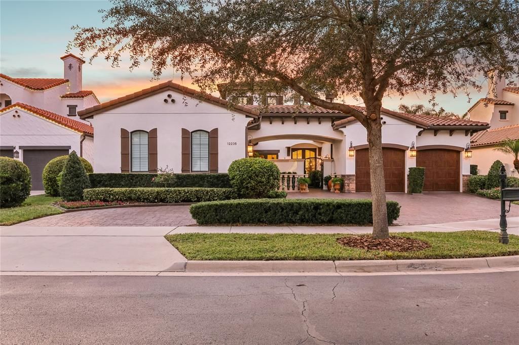 待售: $1,999,000 (4 贝兹, 4 浴室, 4550 平方英尺)