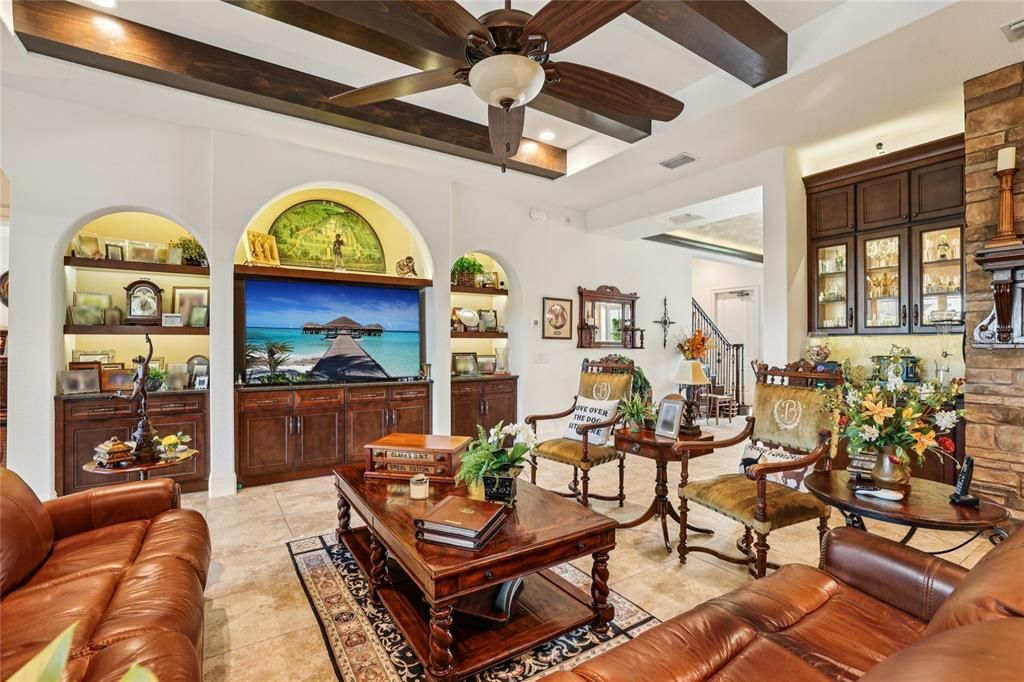 待售: $1,999,000 (4 贝兹, 4 浴室, 4550 平方英尺)