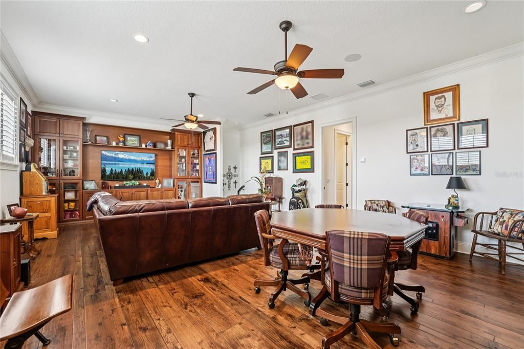 待售: $1,999,000 (4 贝兹, 4 浴室, 4550 平方英尺)