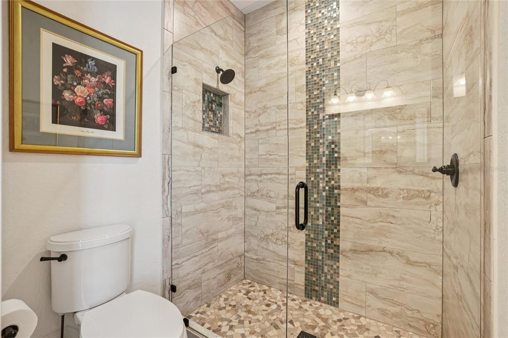 待售: $1,999,000 (4 贝兹, 4 浴室, 4550 平方英尺)