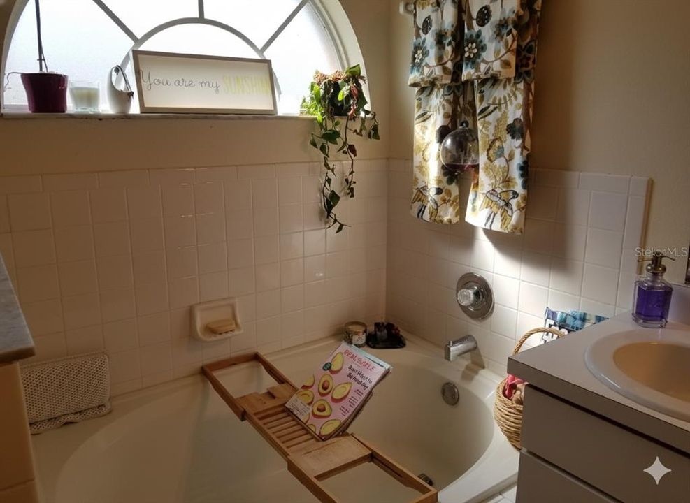 В аренду: $2,800 (3 спален, 2 ванн, 1569 Квадратных фут)