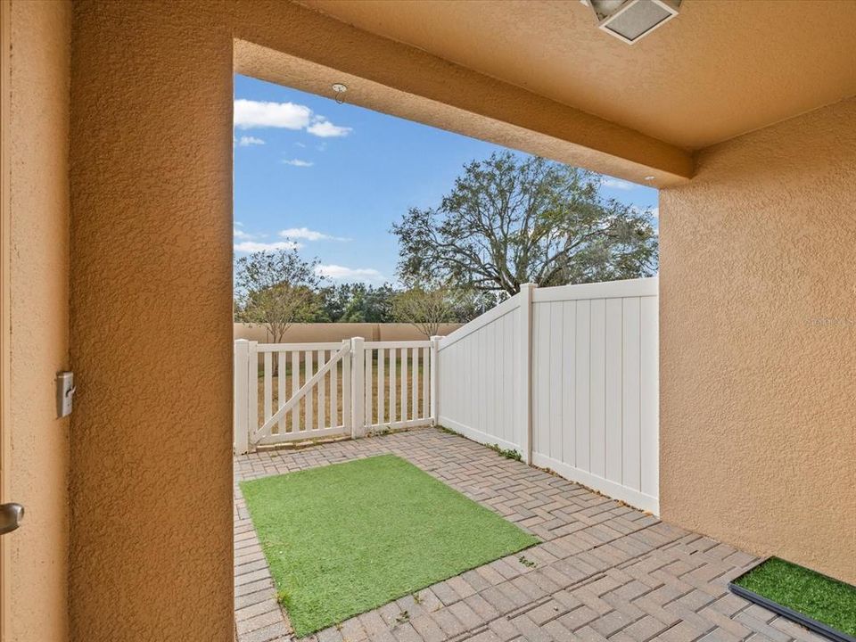 На продажу: $265,000 (3 спален, 2 ванн, 1501 Квадратных фут)