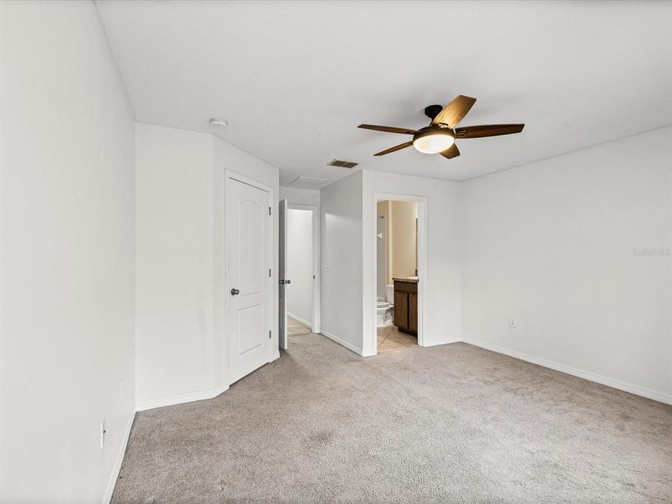 На продажу: $265,000 (3 спален, 2 ванн, 1501 Квадратных фут)