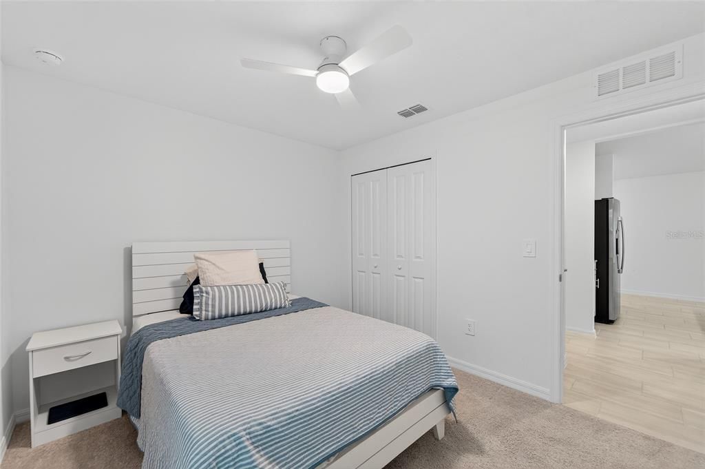 待售: $370,000 (3 贝兹, 2 浴室, 1448 平方英尺)