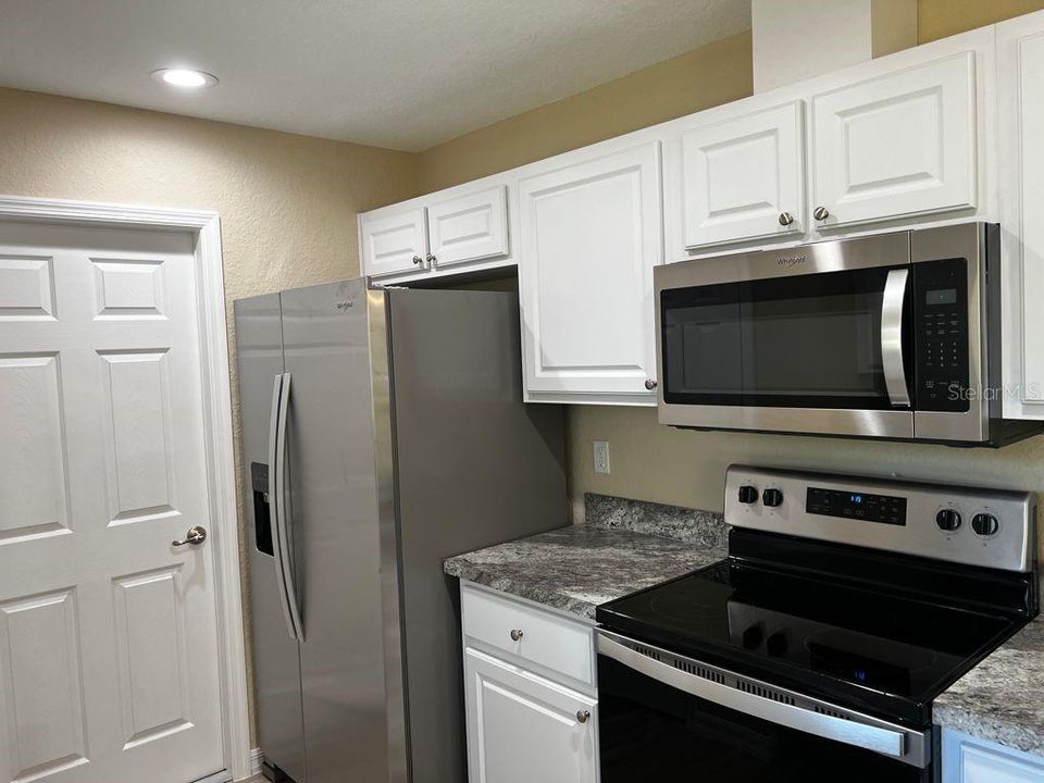 For Rent: $1,870 (3 beds, 2 baths, 1165 Square Feet)