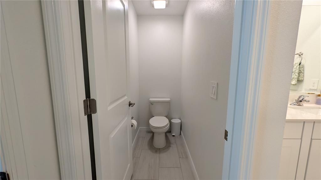 出租: $2,650 (4 贝兹, 2 浴室, 1920 平方英尺)