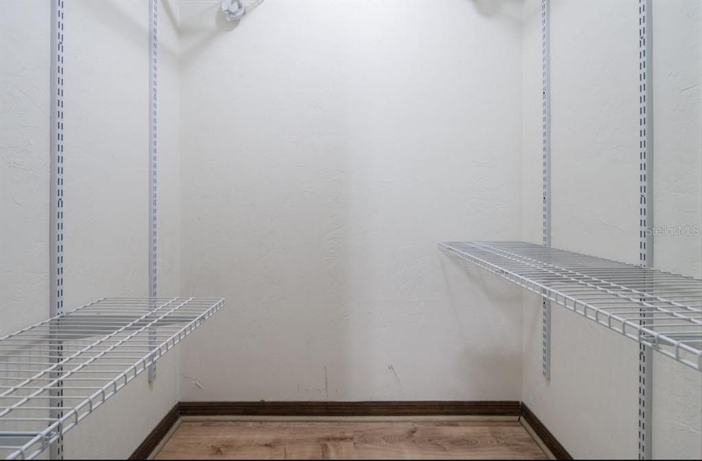 For Rent: $1,850 (2 beds, 2 baths, 969 Square Feet)