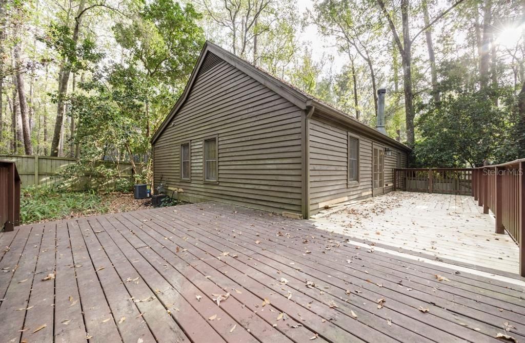 For Rent: $1,850 (2 beds, 2 baths, 969 Square Feet)