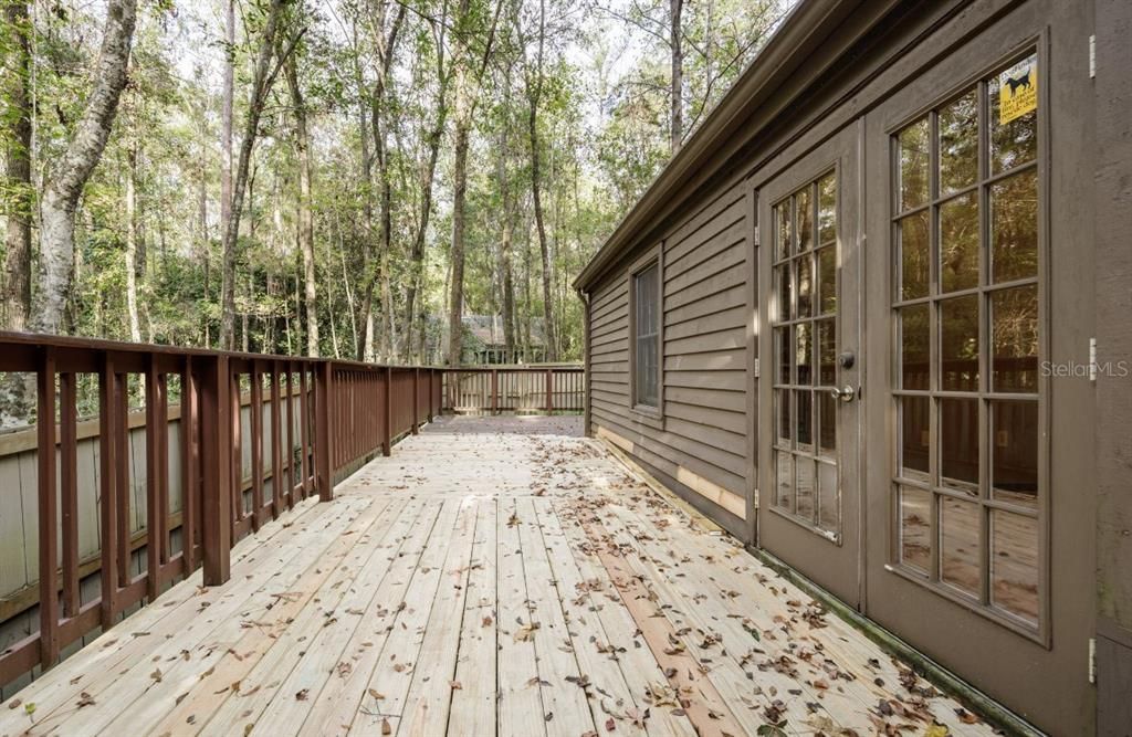 For Rent: $1,850 (2 beds, 2 baths, 969 Square Feet)