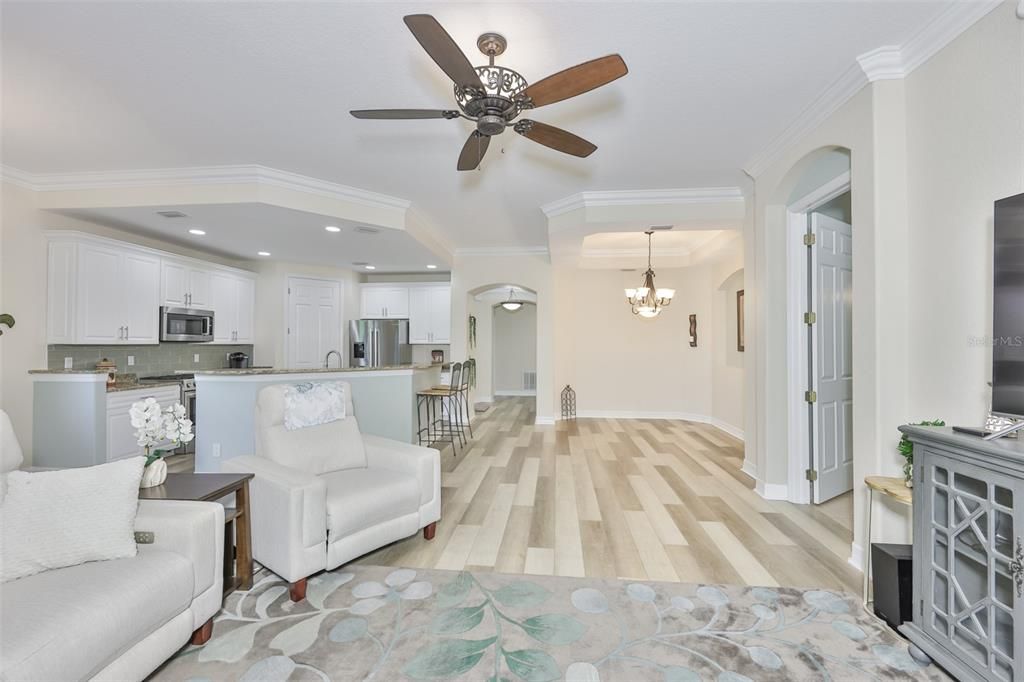 待售: $374,900 (3 贝兹, 2 浴室, 1860 平方英尺)