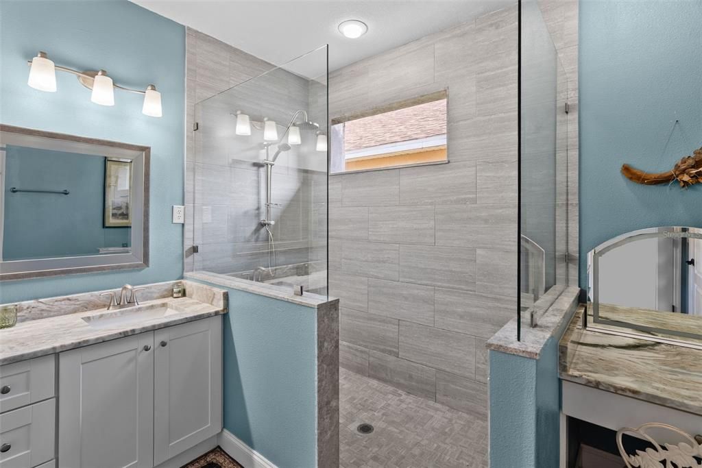 На продажу: $535,000 (3 спален, 2 ванн, 2136 Квадратных фут)