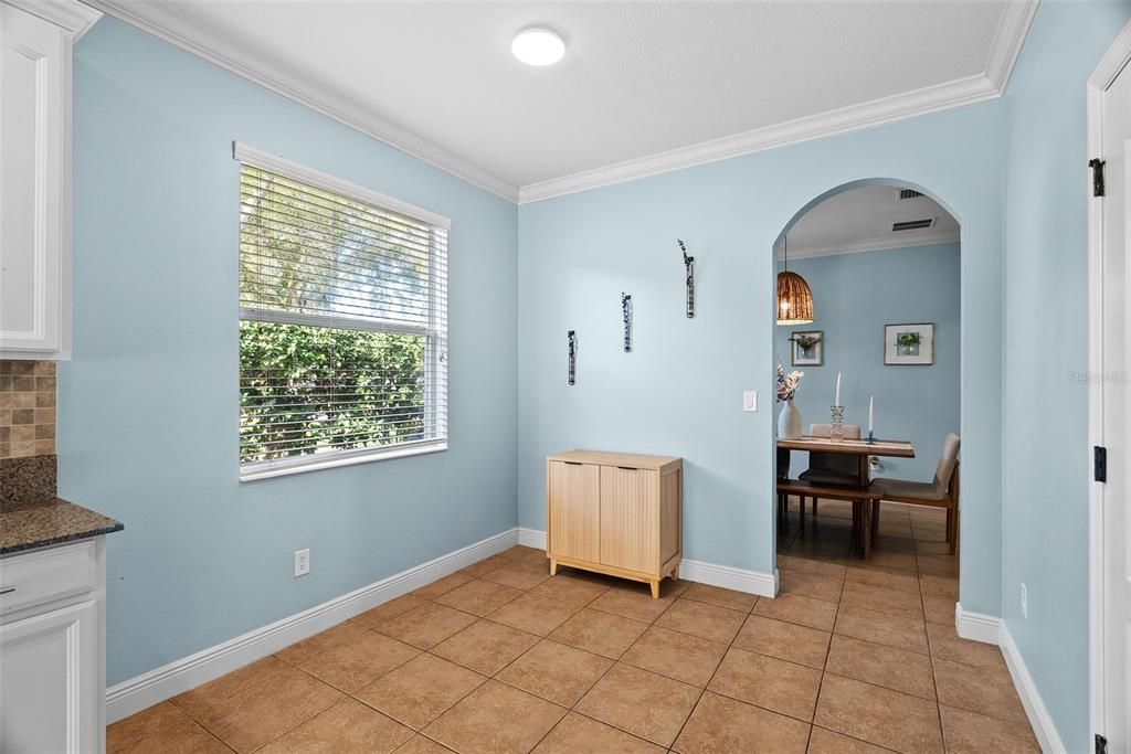 На продажу: $535,000 (3 спален, 2 ванн, 2136 Квадратных фут)