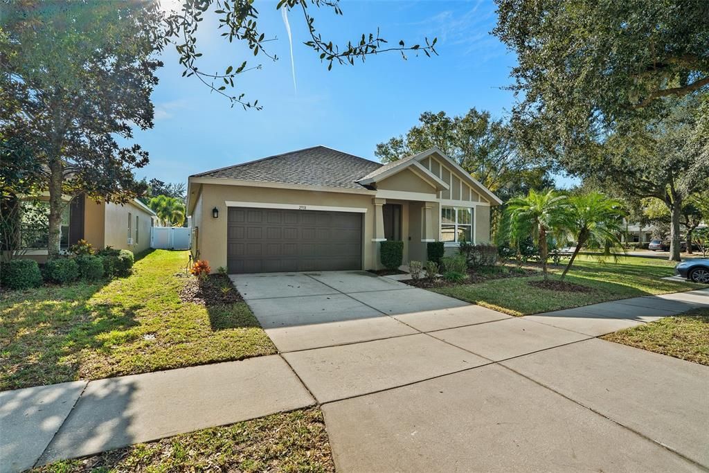 На продажу: $535,000 (3 спален, 2 ванн, 2136 Квадратных фут)