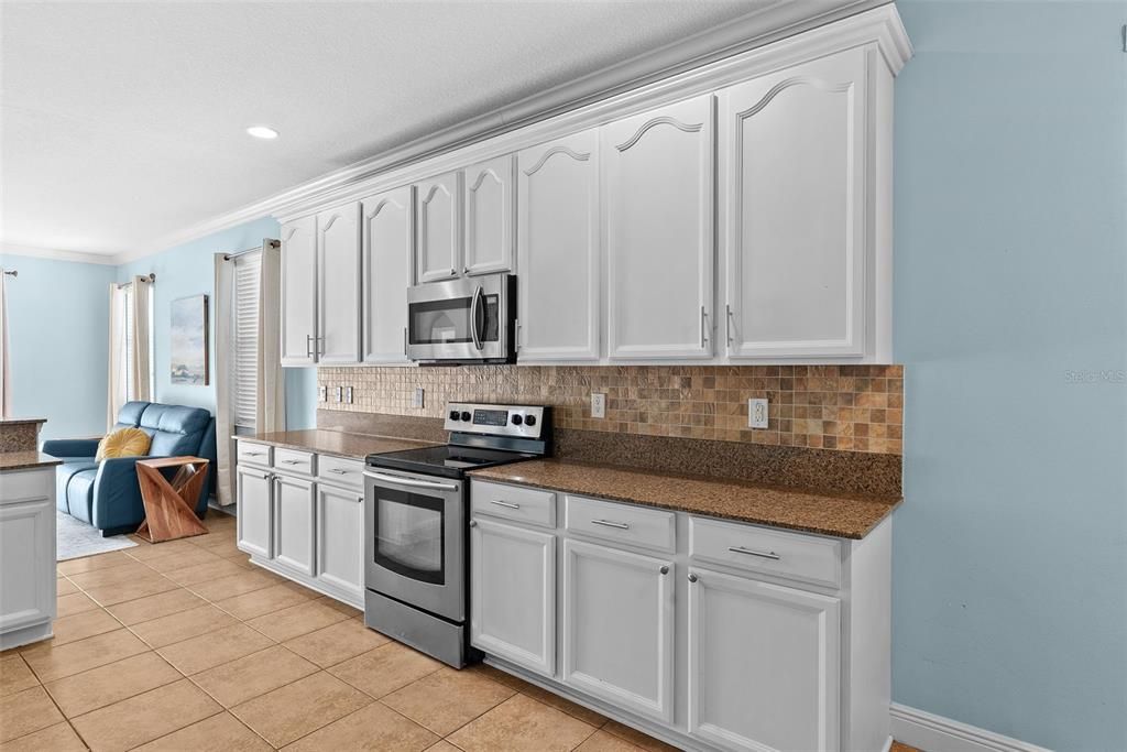 На продажу: $535,000 (3 спален, 2 ванн, 2136 Квадратных фут)