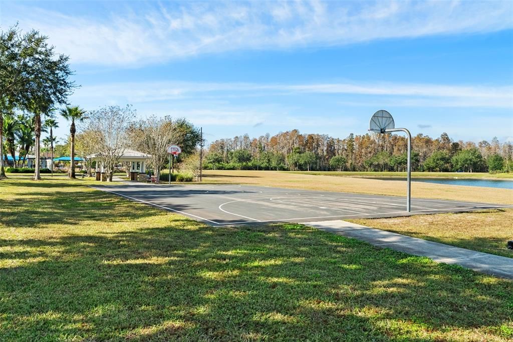 На продажу: $535,000 (3 спален, 2 ванн, 2136 Квадратных фут)