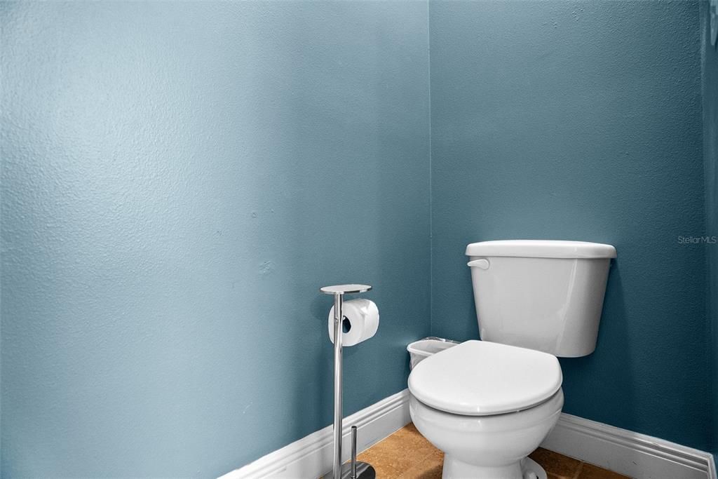 На продажу: $535,000 (3 спален, 2 ванн, 2136 Квадратных фут)