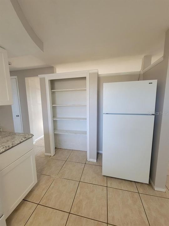 For Sale: $190,000 (2 beds, 1 baths, 1024 Square Feet)