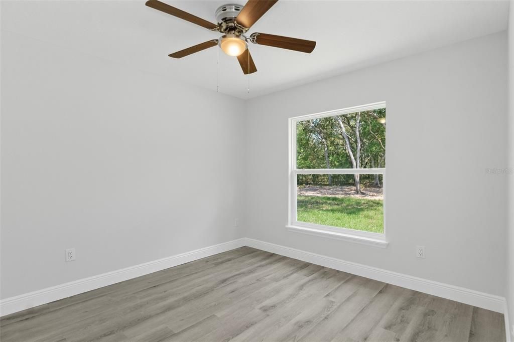 В аренду: $2,400 (4 спален, 2 ванн, 1662 Квадратных фут)