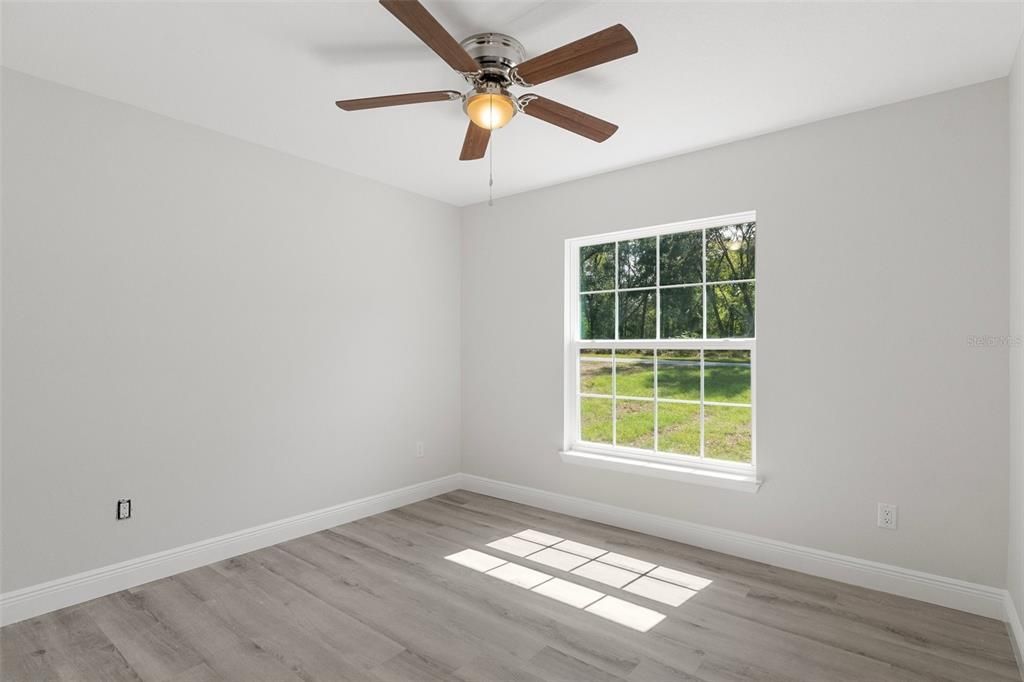 В аренду: $2,400 (4 спален, 2 ванн, 1662 Квадратных фут)