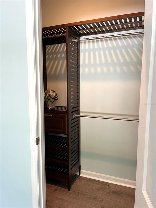 For Sale: $359,000 (2 beds, 2 baths, 1195 Square Feet)