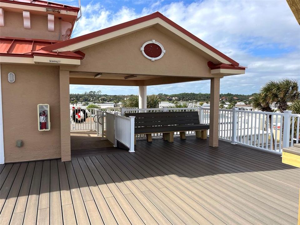 For Sale: $359,000 (2 beds, 2 baths, 1195 Square Feet)