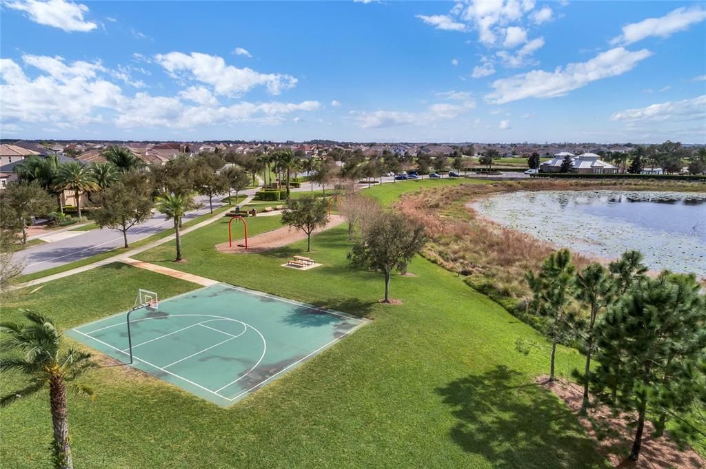 En Venta: $734,900 (3 camas, 2 baños, 2707 Pies cuadrados)