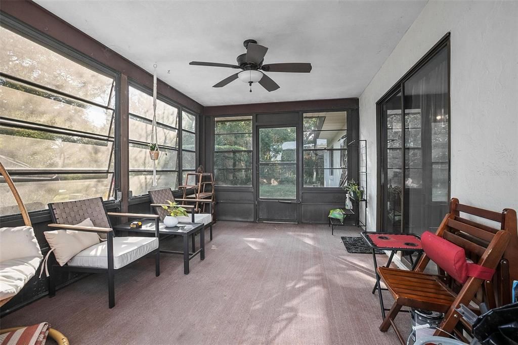 For Sale: $290,000 (2 beds, 2 baths, 1308 Square Feet)