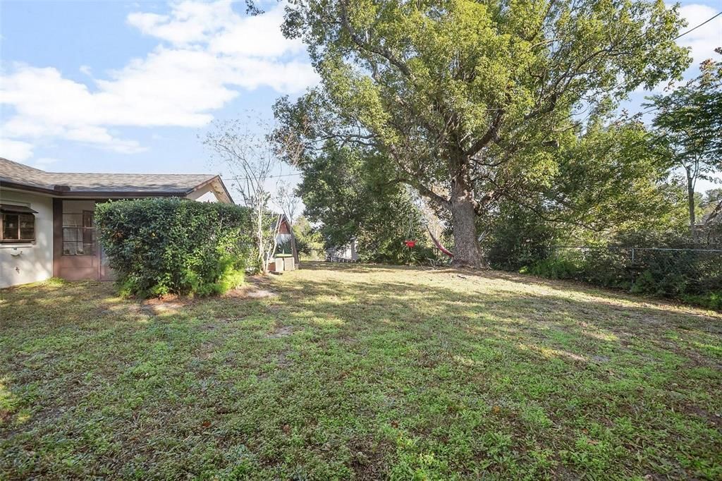 For Sale: $290,000 (2 beds, 2 baths, 1308 Square Feet)