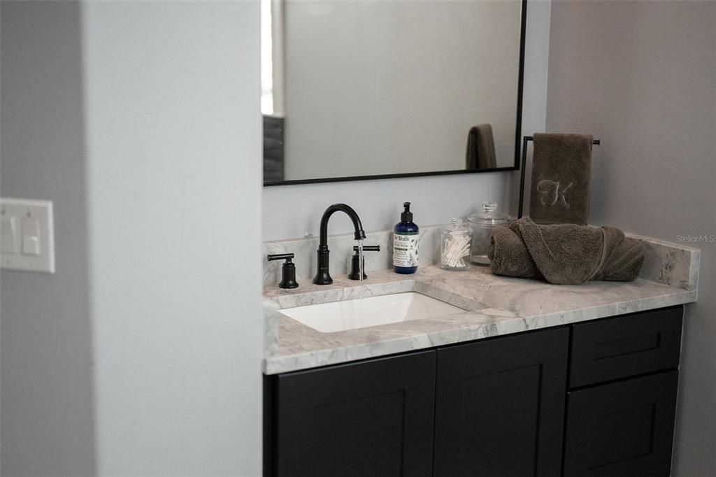 待售: $3,499,000 (6 贝兹, 6 浴室, 7761 平方英尺)