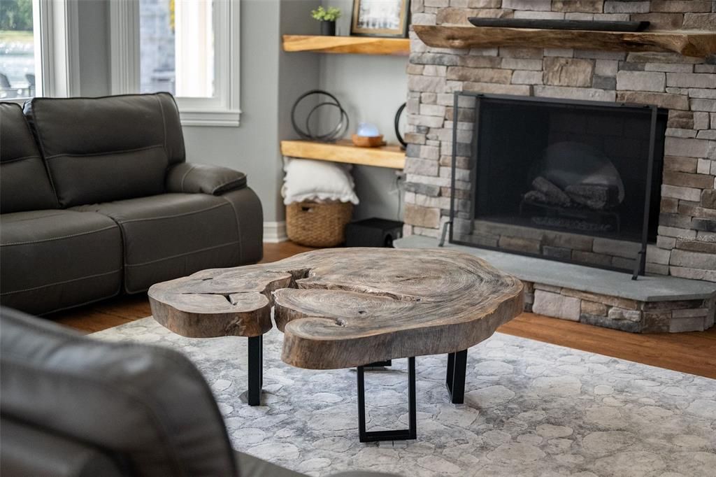 待售: $3,499,000 (6 贝兹, 6 浴室, 7761 平方英尺)