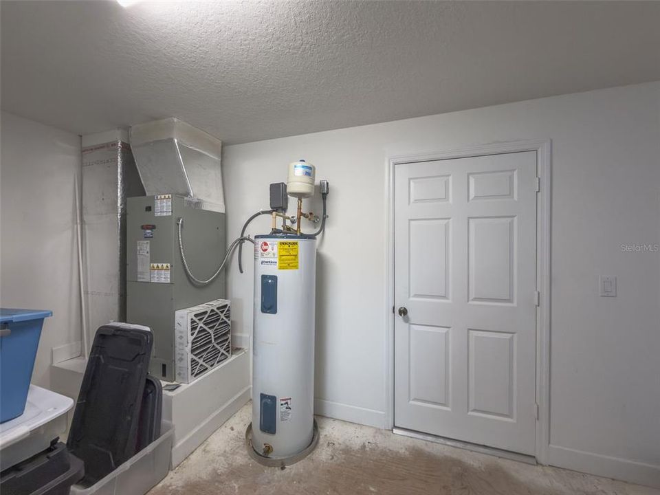 待售: $3,499,000 (6 贝兹, 6 浴室, 7761 平方英尺)