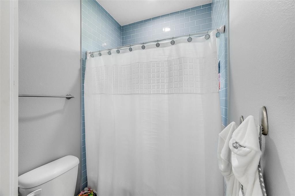 待售: $3,499,000 (6 贝兹, 6 浴室, 7761 平方英尺)