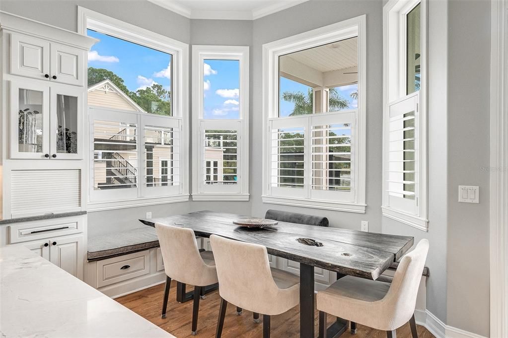 待售: $3,499,000 (6 贝兹, 6 浴室, 7761 平方英尺)