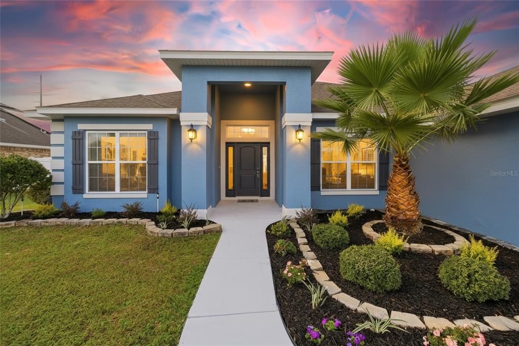 For Sale: $450,000 (4 beds, 2 baths, 2346 Square Feet)