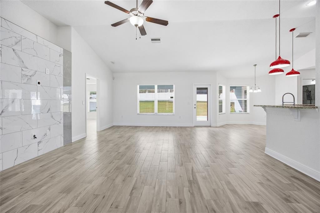 For Sale: $450,000 (4 beds, 2 baths, 2346 Square Feet)