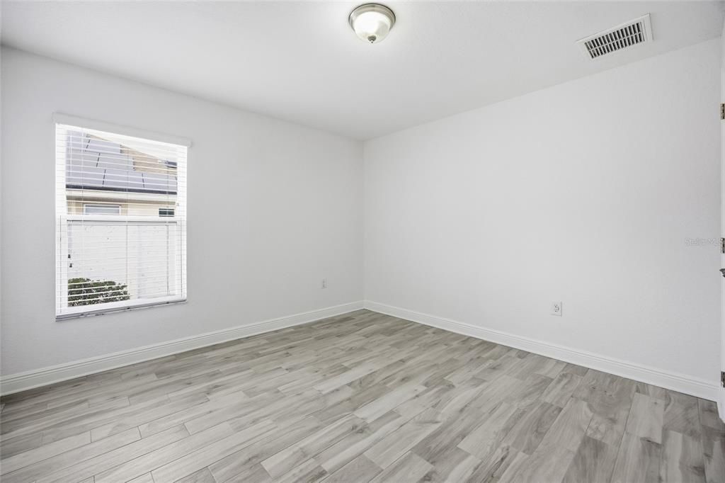 For Sale: $450,000 (4 beds, 2 baths, 2346 Square Feet)