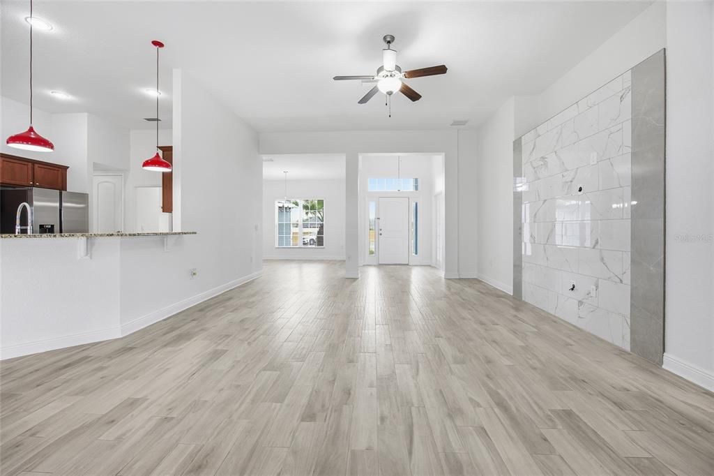 For Sale: $450,000 (4 beds, 2 baths, 2346 Square Feet)