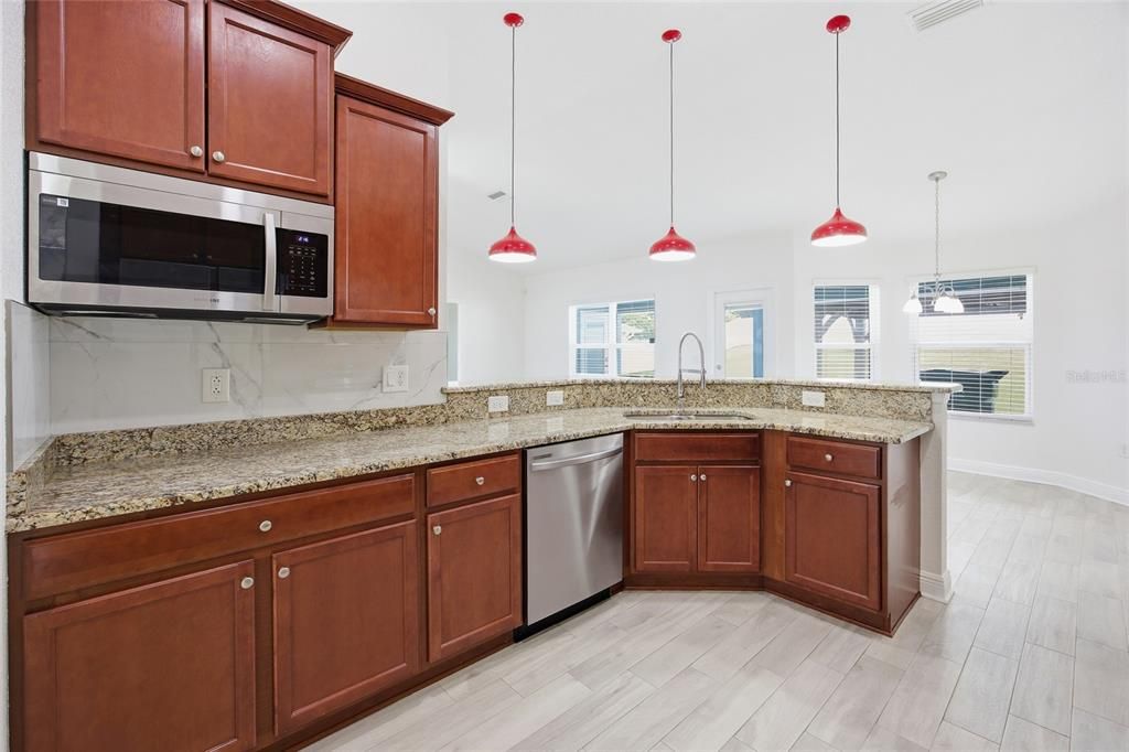 For Sale: $450,000 (4 beds, 2 baths, 2346 Square Feet)