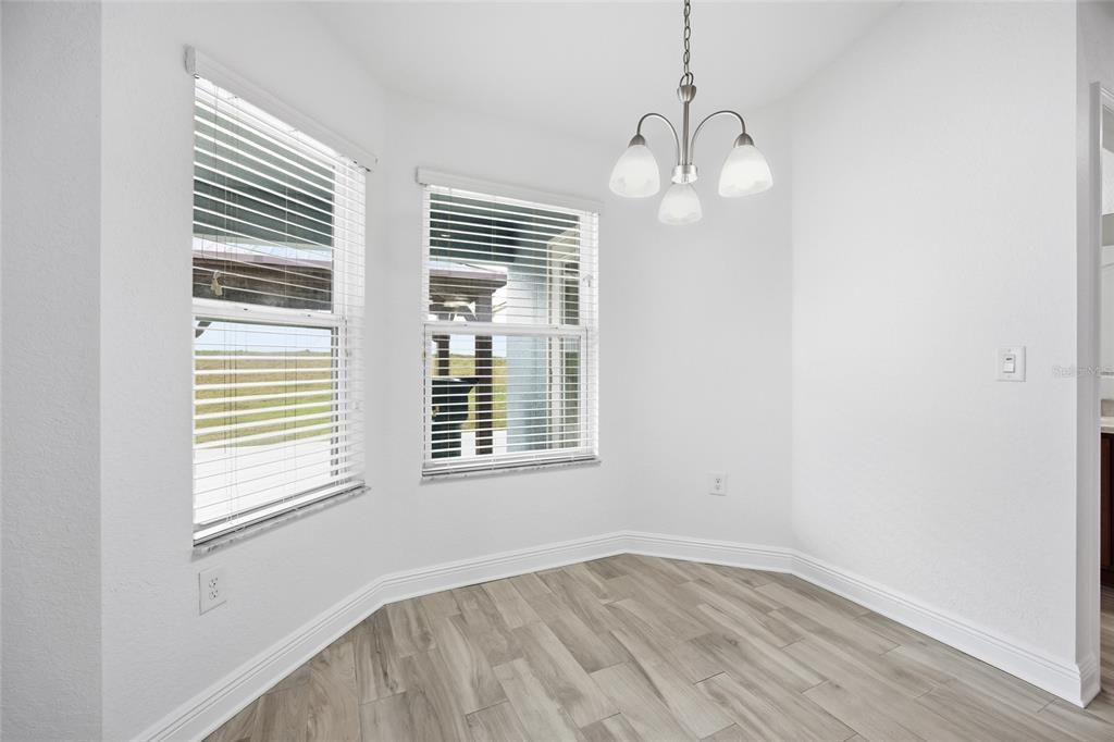 For Sale: $450,000 (4 beds, 2 baths, 2346 Square Feet)