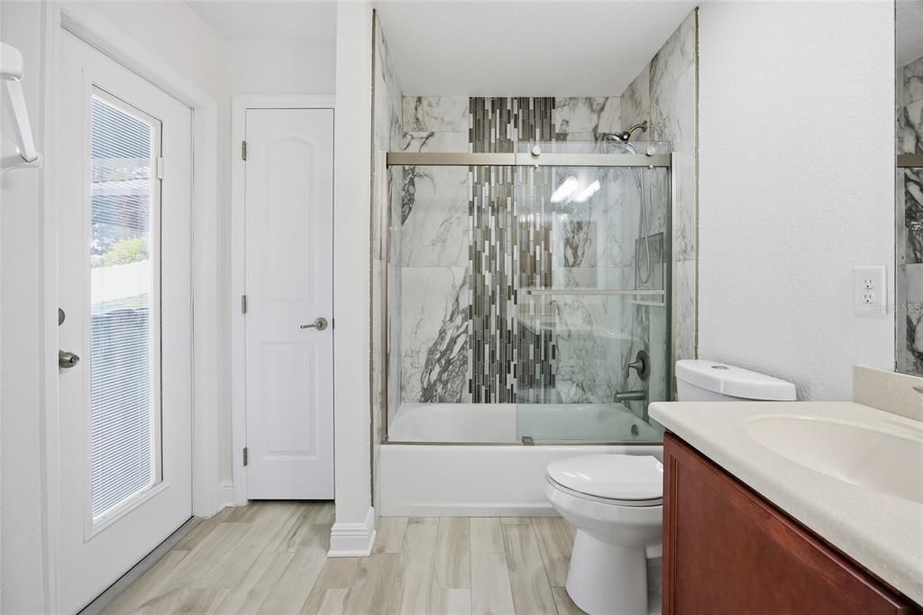 For Sale: $450,000 (4 beds, 2 baths, 2346 Square Feet)