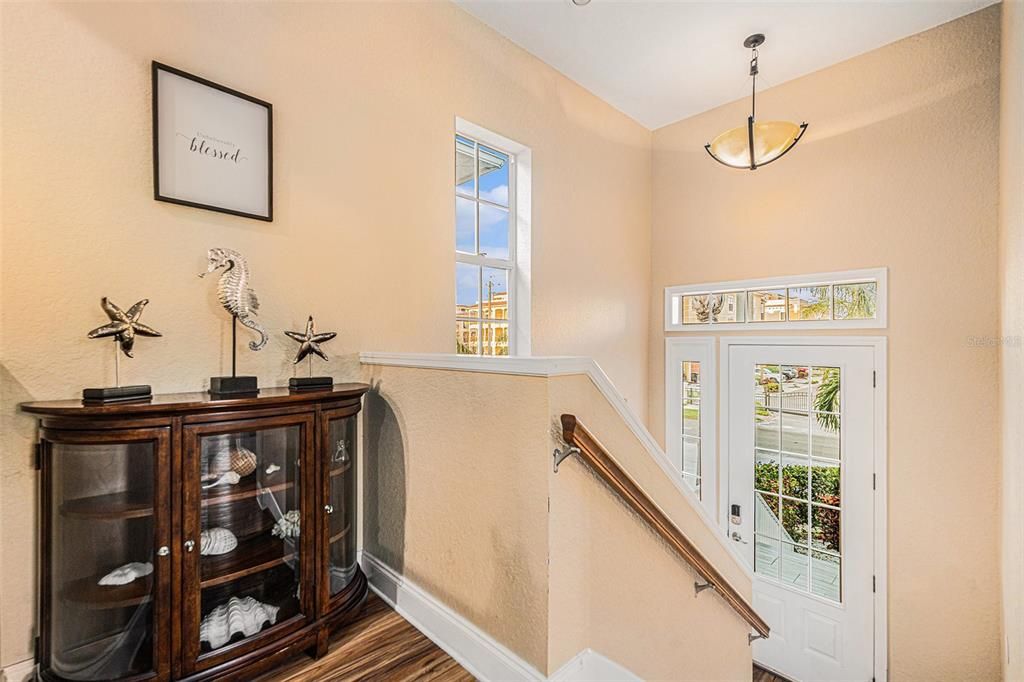 En Venta: $1,150,000 (3 camas, 2 baños, 2933 Pies cuadrados)